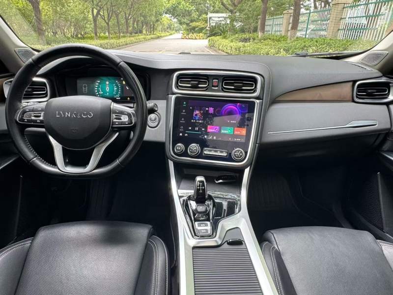 Used Lynk & Co 01 2019 2.0T Two-Wheel-Drive Pro Version China VI Standard — 38