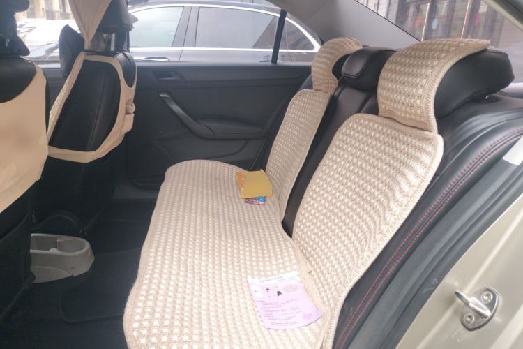 Used Skoda Rapid 2016 1.6L Manual Front-Wheel-Drive Version Left Rear Seat