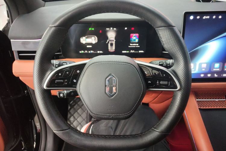 Used Hima AITO M7 2024 1.5T Intelligent Driving Rear-Drive Pro Version 6 Seats Steering Wheel