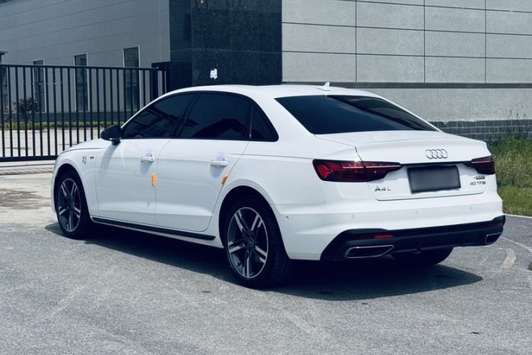 Used Audi A4L 2022 40 TFSI Luxury Dynamic Model