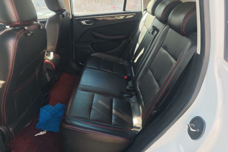 Used Zotye Domy X5 2015 1.5T CVT ZhiXian Model China IV Standard Left Rear Seat