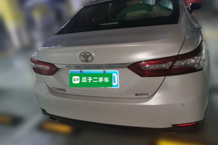 Used Toyota Camry 2019 Revised Version 2.0G Luxury Edition Rear