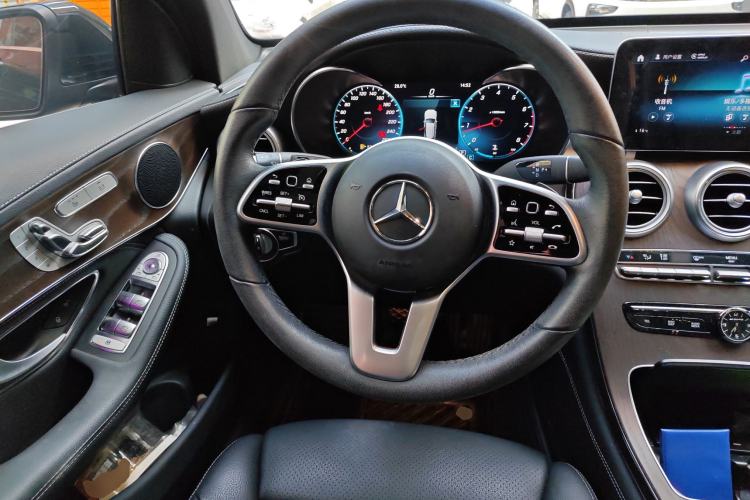 Used Mercedes-Benz GLC 2020 Facelift GLC 300 L 4MATIC Dynamic Edition