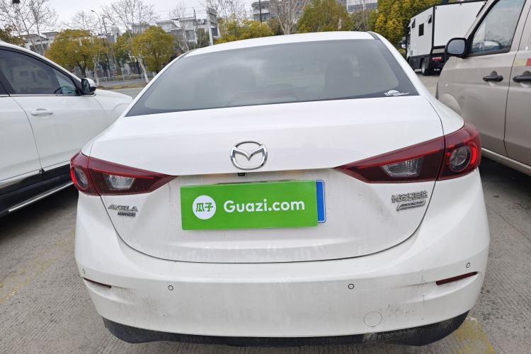 Used Mazda Mazda 3 Axela 2014 Sedan 1.5L Automatic Luxury Model
