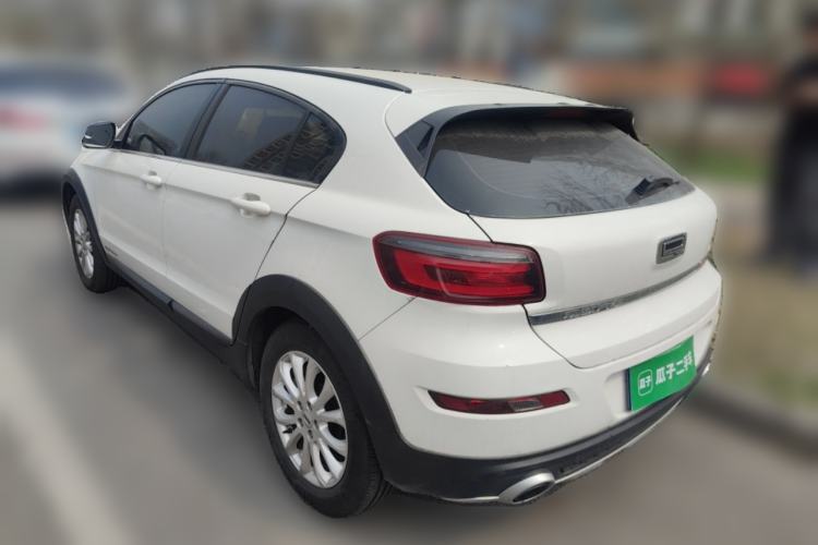 Used Qoros 3 2016 Urban SUV 1.6T Automatic ZhiKu Model
