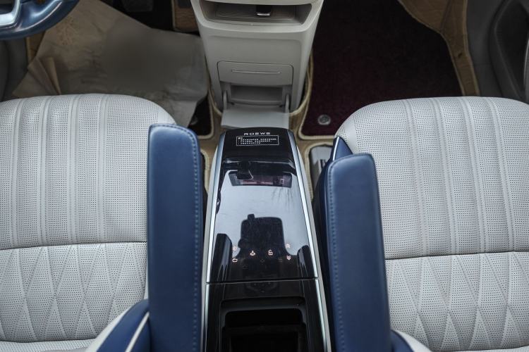 Used Roewe iMAX8 2021 400TGI Supreme Series Ultimate Edition
