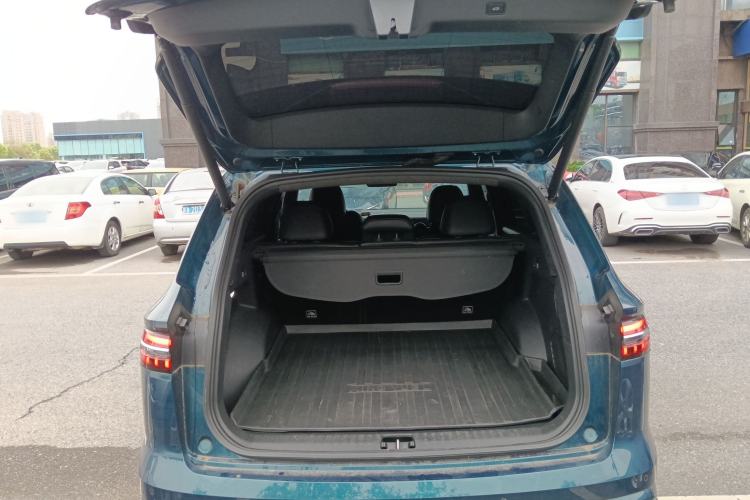 Used Geely Auto Monjaro L 2021 2.0TD DCT EVO Two-Wheel-Drive Flagship Version Trunk