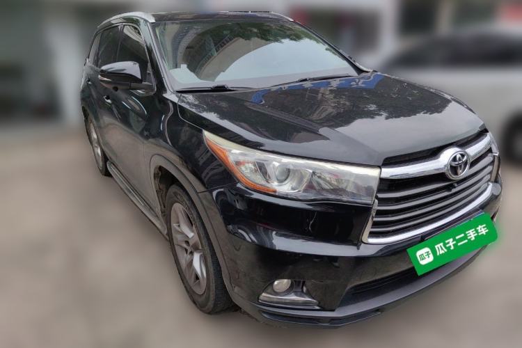 Used Toyota Highlander 2015 2.0T Four-Wheel Drive Luxury Navigation Version with 7 Seats Front Right 45 Deg