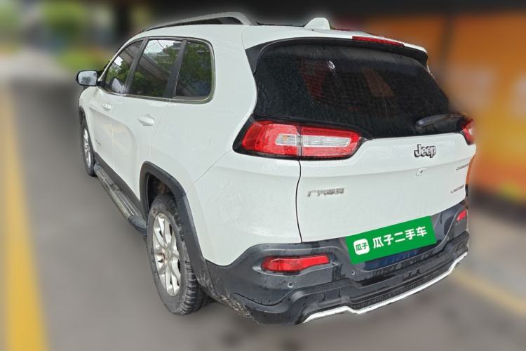 Used Jeep Cherokee 2017 2.4L Leading Smart Edition Rear Left 45 Deg