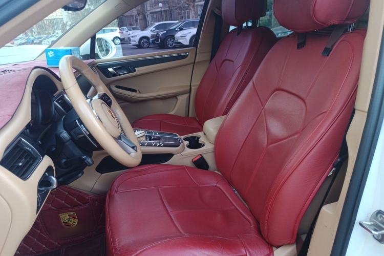 Used Porsche Macan 2014 Macan 2.0T Left Front Seat