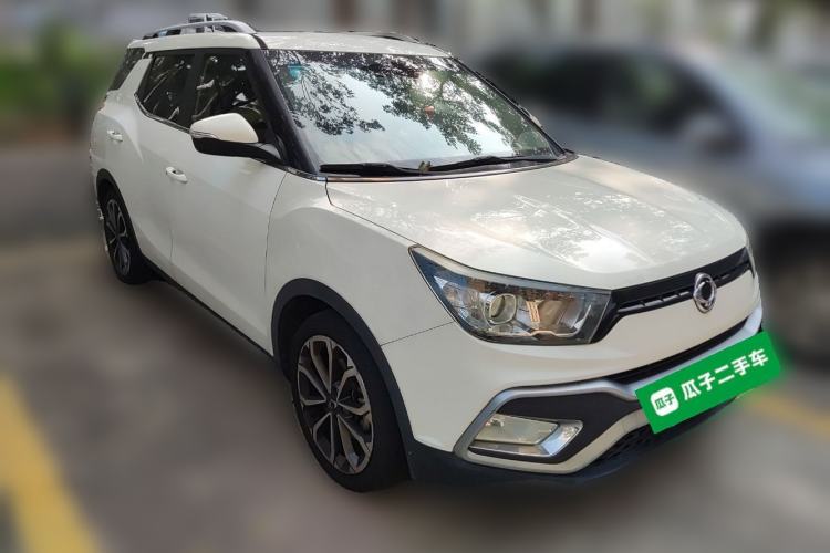 Used SsangYong Tivoli 2016 1.6L Gasoline Two-Wheel Drive Automatic Luxury Edition
