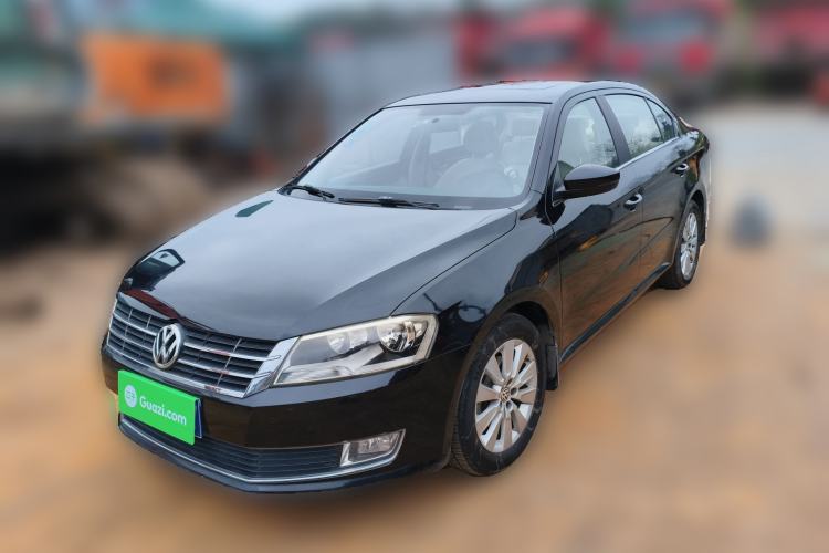 Used Volkswagen Lavida 2013 1.6L Manual Comfort Edition