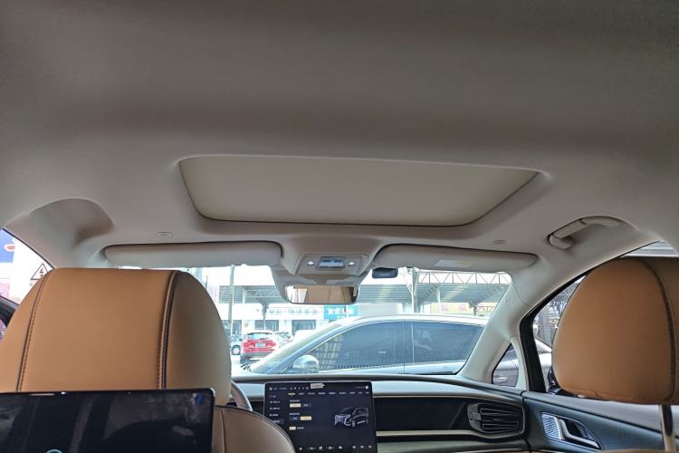 Used Denza D9 2022 DM-i 970 Four-Wheel Drive Prestige Model
