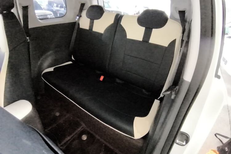 Used CHANGAN NEVO Lumin 2025 205 km Xiangqin Version Left Rear Seat