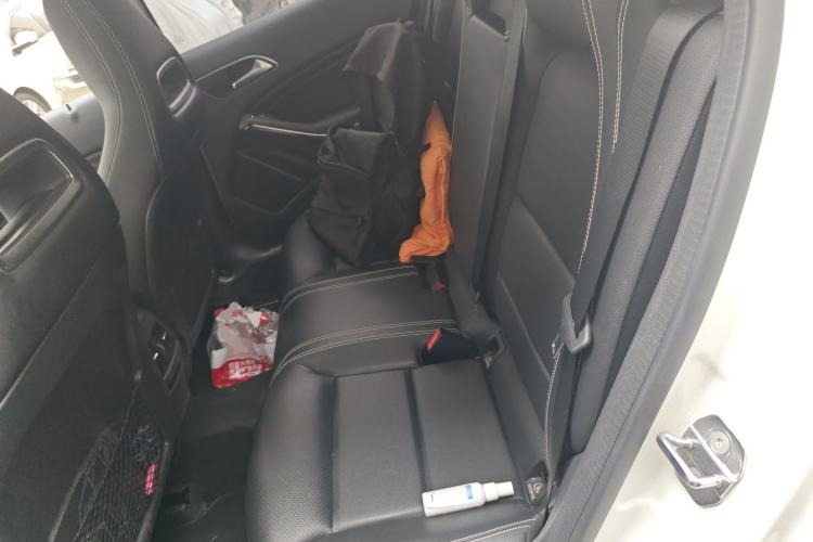 Used Mercedes-Benz GLA 2018 GLA 200 Fashion Model Left Rear Seat