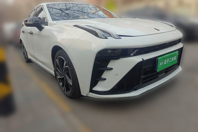 Used Lynk & Co 03 2025 1.5TD DCT Champion Edition Pro Front Right 45 Deg