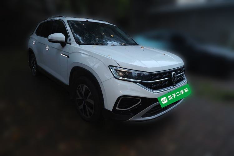 Used Volkswagen Tayron 2024 300TSI Two-Wheel-Drive Luxury Plus Advanced Version Front Right 45 Deg