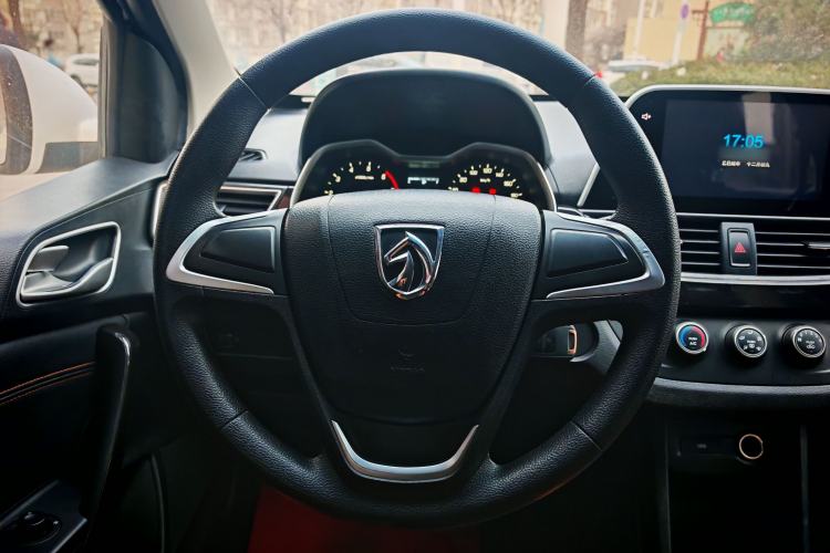 Used Baojun 310 2017 1.5L Manual Fashion Model