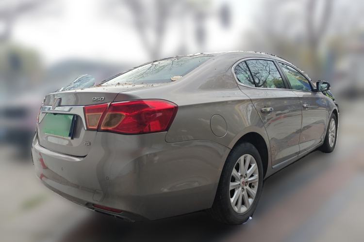 Used Roewe 950 2012 2.4L Luxury Edition Rear Right 45 Deg