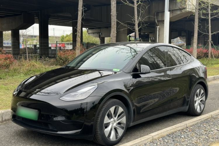 Used Tesla Model Y 2022 Rear-Wheel-Drive Version