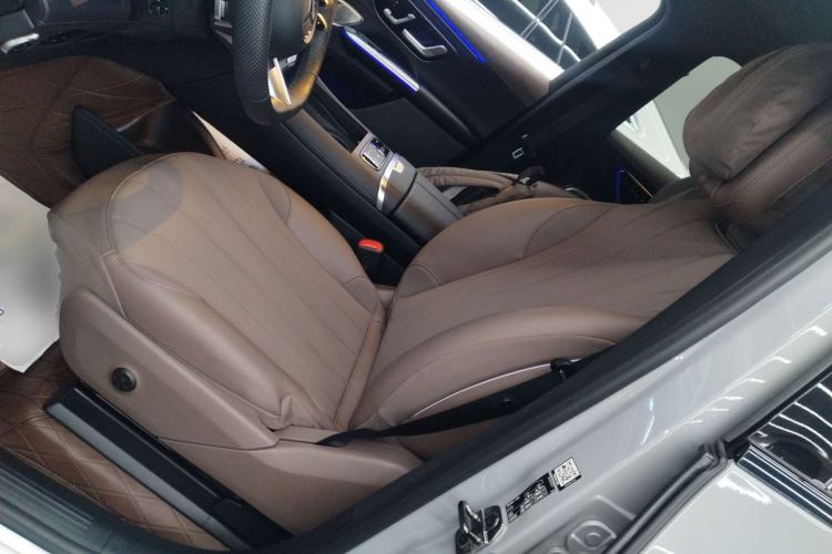 Used Mercedes-Benz EQE SUV 2023 500 4MATIC Left Front Seat