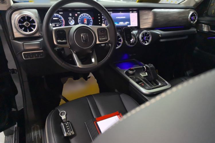 Used Tank 300 2021 City Edition 2.0T—Truly Stylish Center Console