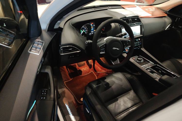 Used Jaguar F-PACE 2020 2.0T Urban Deluxe Edition