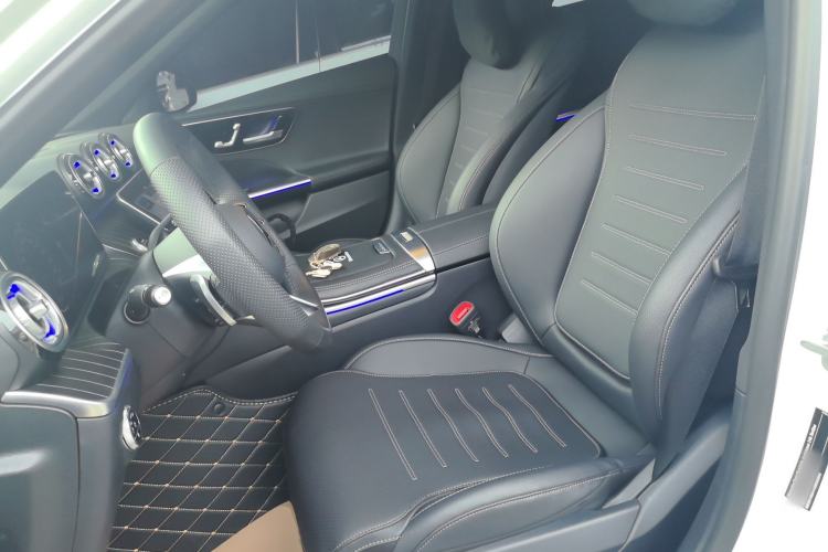 Used Mercedes-Benz C-Class 2024 Second Facelift C 260 L Sport Edition Left Front Seat