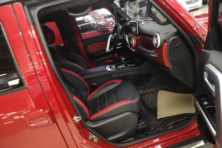 Used BAIC Off-Road BJ40 2020 2.0T Automatic Four-Wheel Drive Urban Hunter Edition Chivalrous Type Right Front Seat