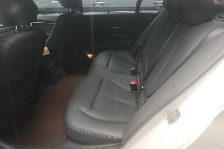 Used BMW 3 Series 2017 320Li Fashion Model Left Rear Seat