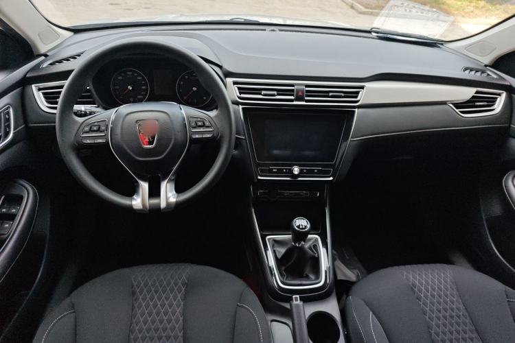 Used Roewe i5 2020 1.5L Manual 4G Connect Luxury Edition