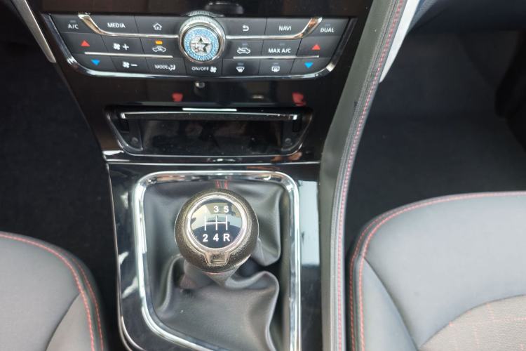 Used Venucia T70 2018 1.4T Manual Enjoyment Edition