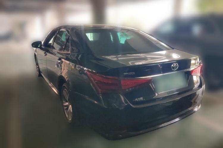 Used Toyota Crown 2015 2.0T Fashion Edition Rear Left 45 Deg