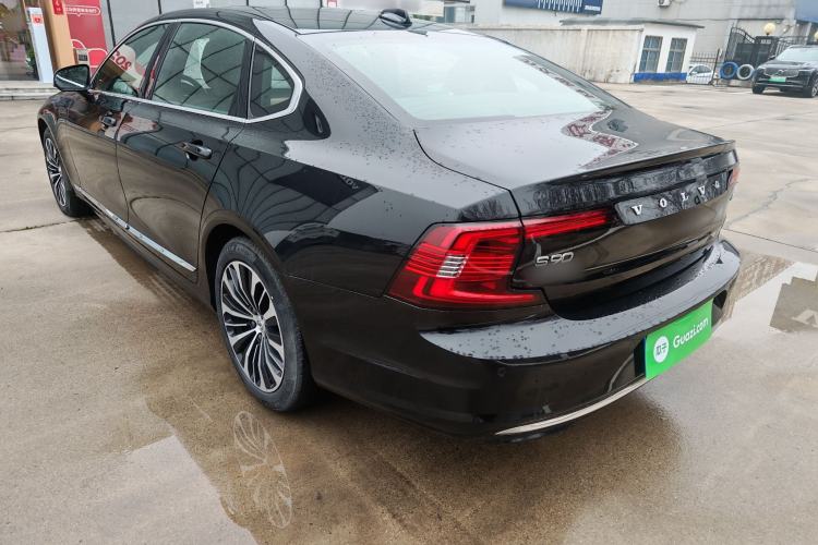 Used Volvo S90 2024 B5 Zhiyi Luxury Edition
