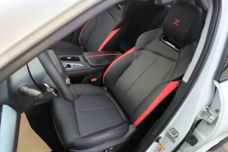 Used Oshan Z6 2022 Blue Whale 1.5T DCT Smart Edition
