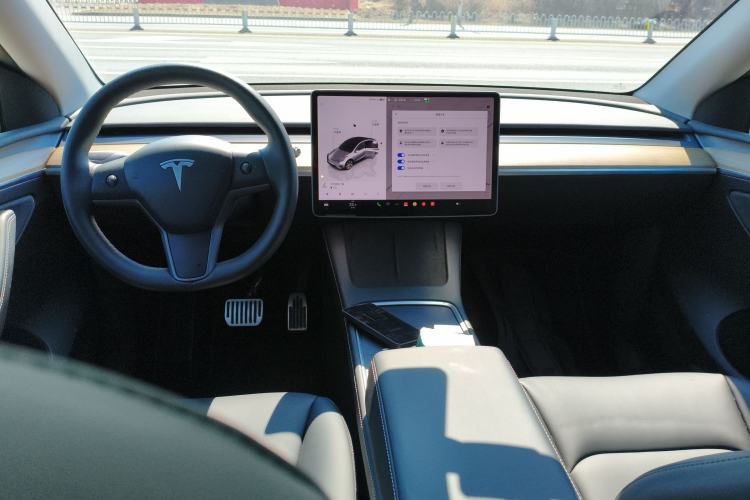 Used Tesla Model Y 2023 Rear-Wheel-Drive Version