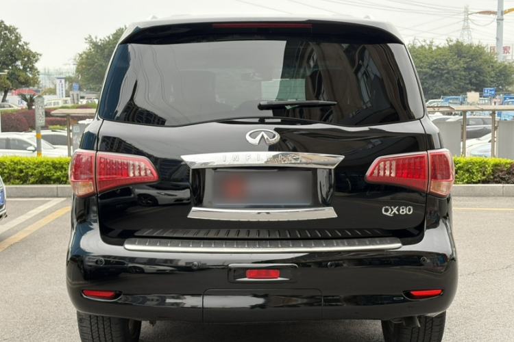 Used Infiniti QX80 2013 5.6L 4WD
