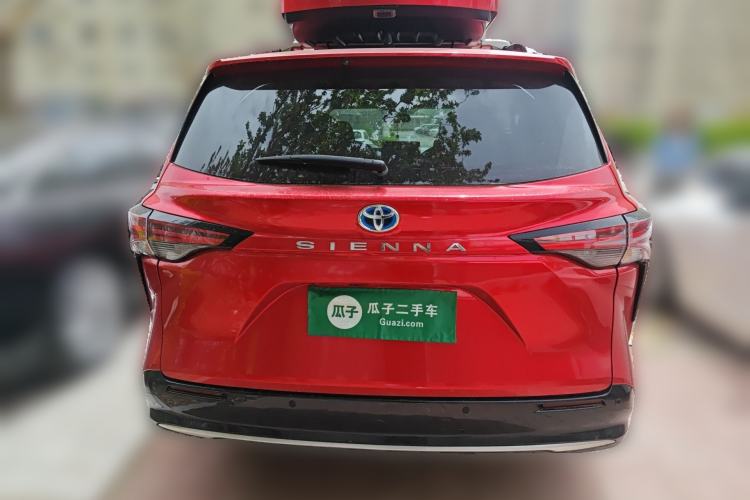 Used Toyota SIENNA 2021 2.5L Hybrid Premium Edition Rear