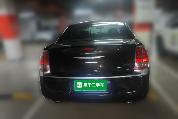 Used Chrysler 300C 2012 3.6L Luxury Edition