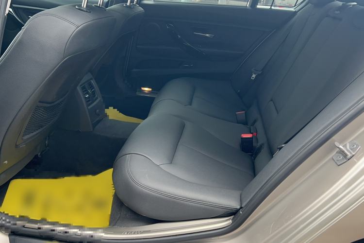 Used BMW 3 Series 2016 316Li Fashion Model Interior 2