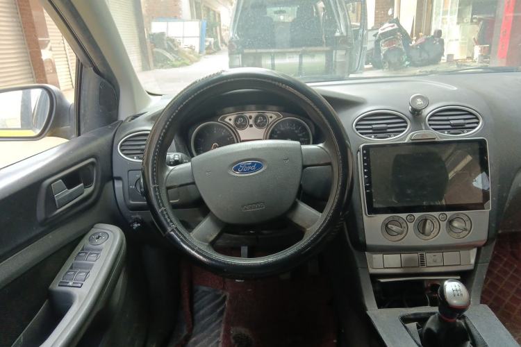 Used Ford Focus 2013 Hatchback Classic 1.8L Manual Base Model