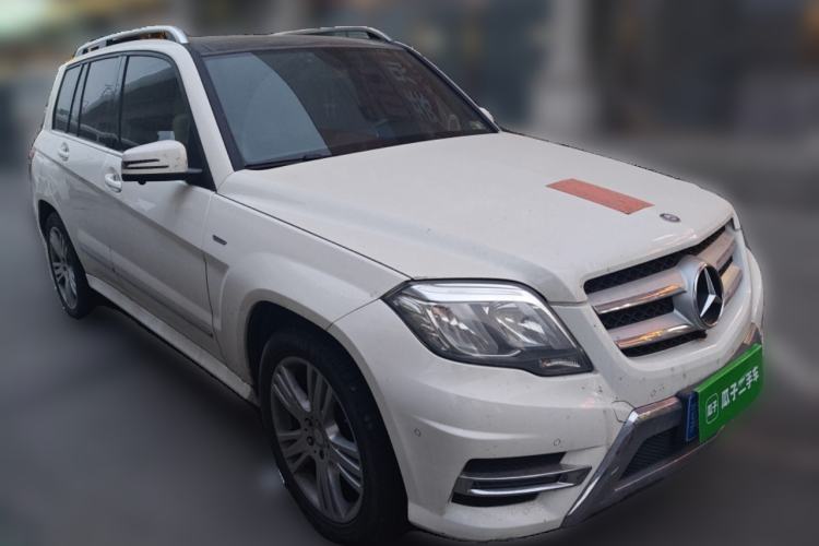 Used Mercedes-Benz GLK-Class 2015 GLK 260 4MATIC Dynamic Edition Ultimate Version Front Right 45 Deg
