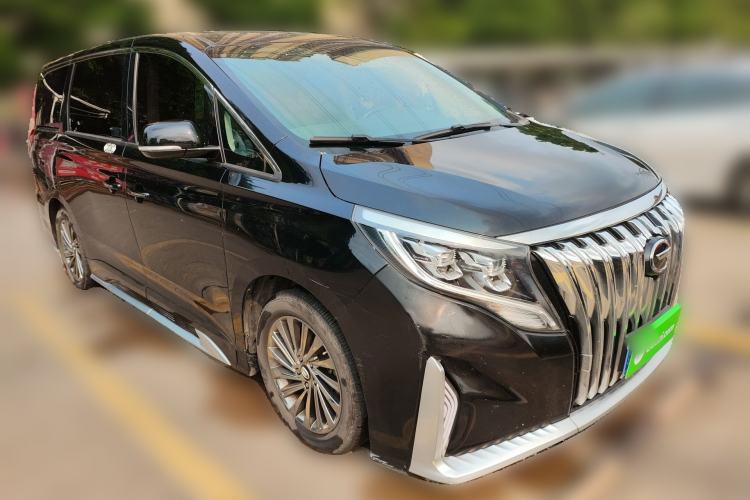 Used GAC Trumpchi M8 2020 390T Deluxe Edition Front Right 45 Deg