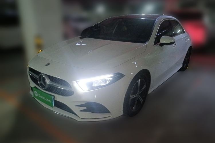 Used Mercedes-Benz A-Class 2022 Revised Version A 200 L Sport Sedan Fashionable Style