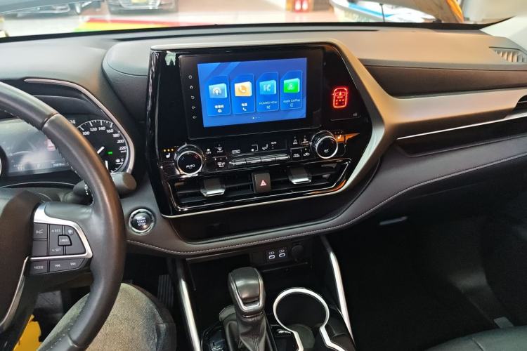 Used Toyota Highlander 2022 380T 4x4 Luxury Edition 7 Seats