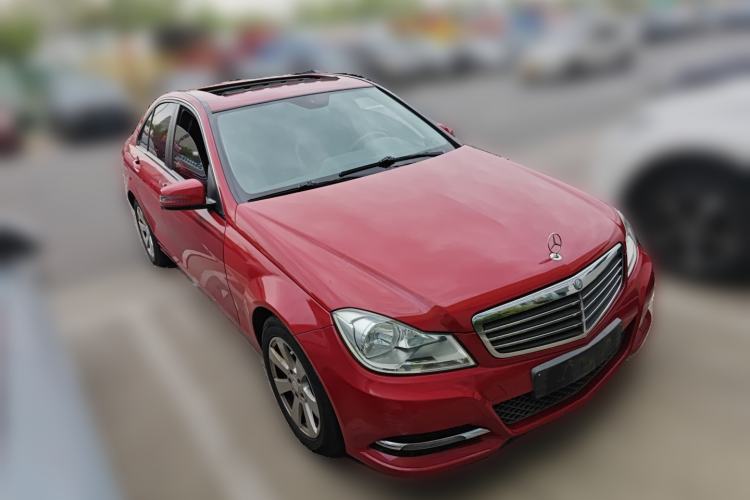 Used Mercedes-Benz C-Class 2013 C 180 CGI Classic Front Right 45 Deg