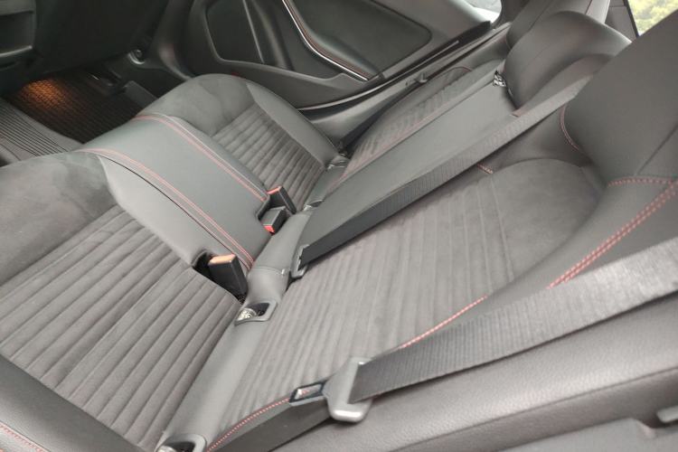 Used Mercedes-Benz CLA 2018 CLA 220 4MATIC
