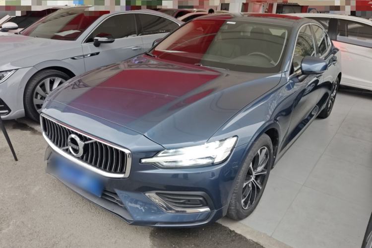 Used Volvo S60 2022 B4 Zhiyi Luxury Edition