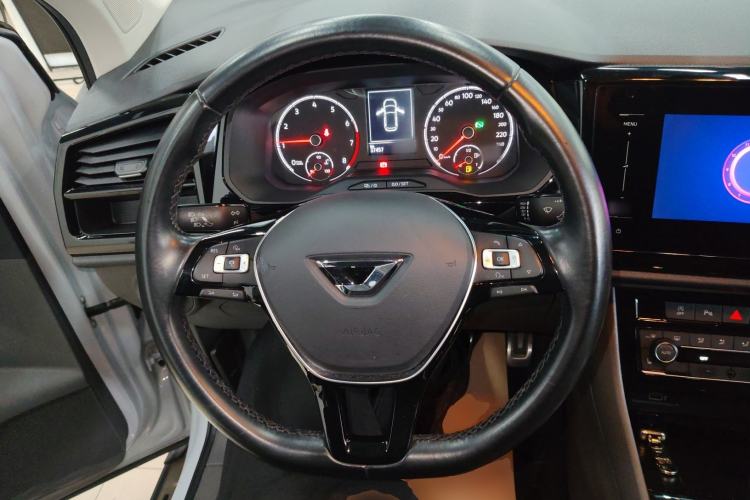 Used Jetta VS5 2019 280TSI Automatic Glory Edition Steering Wheel