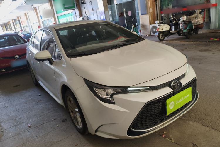 Used Toyota Levin 2021 185T CVT Luxury Edition Front Right 45 Deg